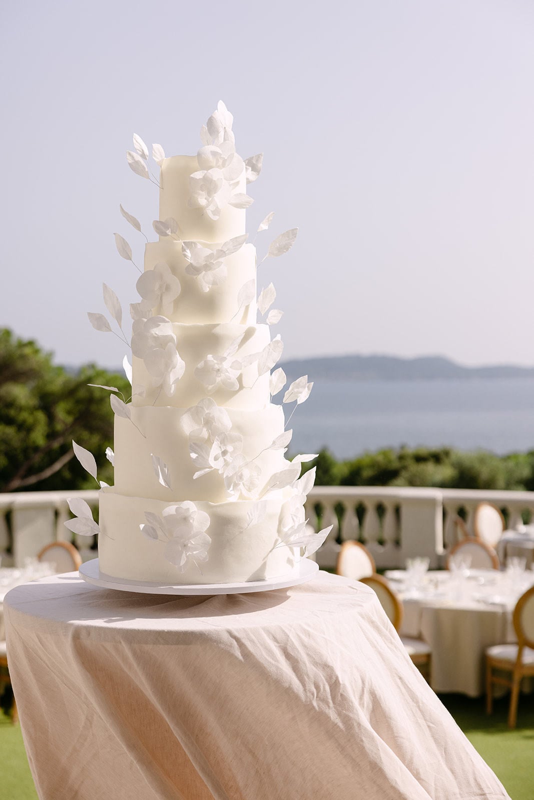 Wedding cake at Castel Bay on the French Riviera