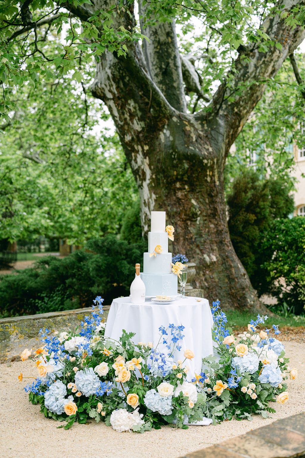 Wedding cake at Domaine de Lamanon, Provence