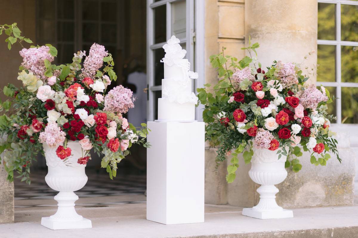Wedding cake at Château de Champlatreux, north of Paris