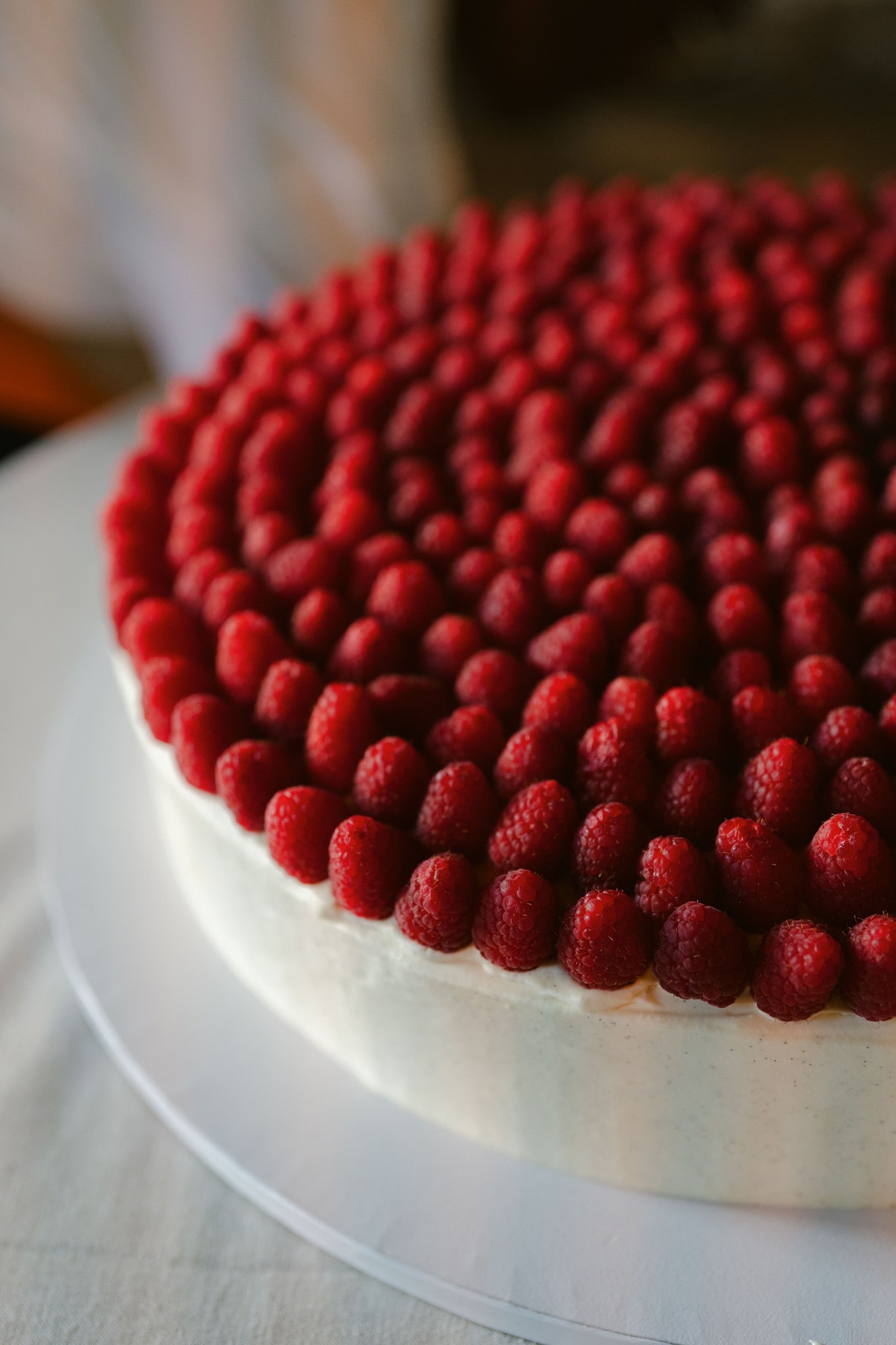 Wedding cake from below, Sophie and Alexander at Champlatreux