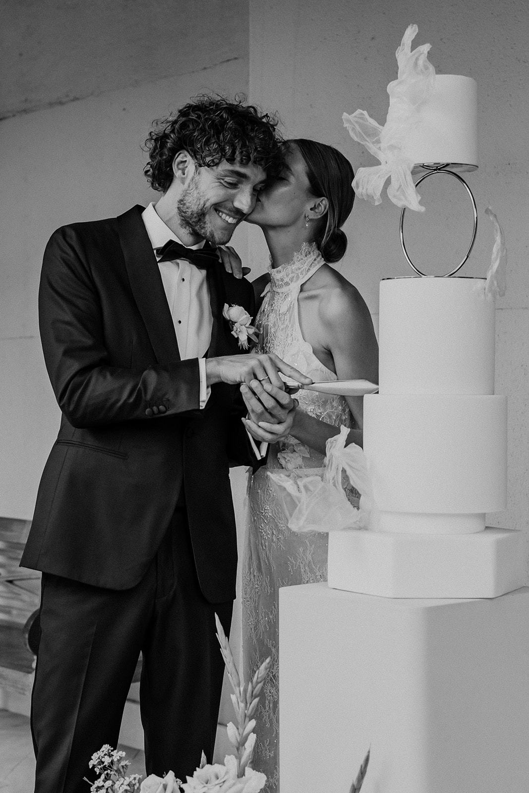 Wedding cake commissioned in France, photographed by Daphne de Vries