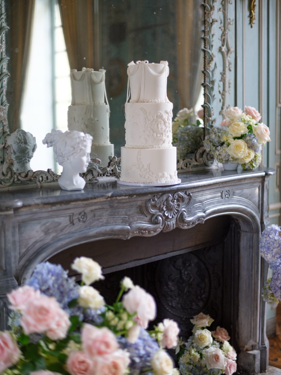 Hand-sculpted wedding cake from my Parisian atelier