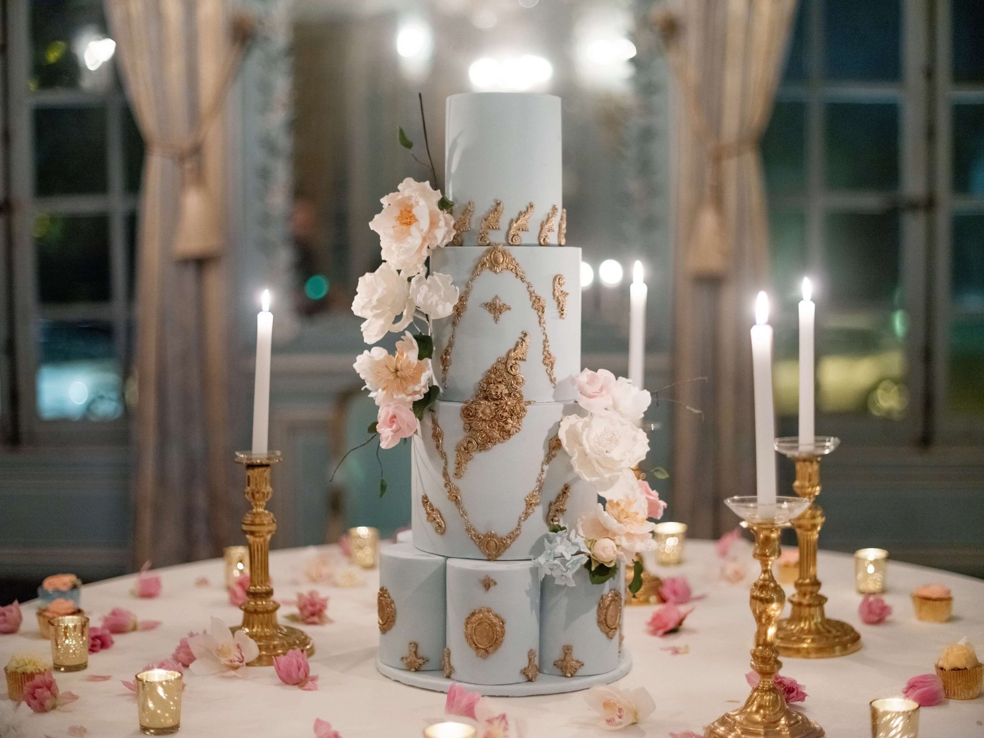 Wedding cake at Château de Champlatreux, Paris, by Ange Gimenez