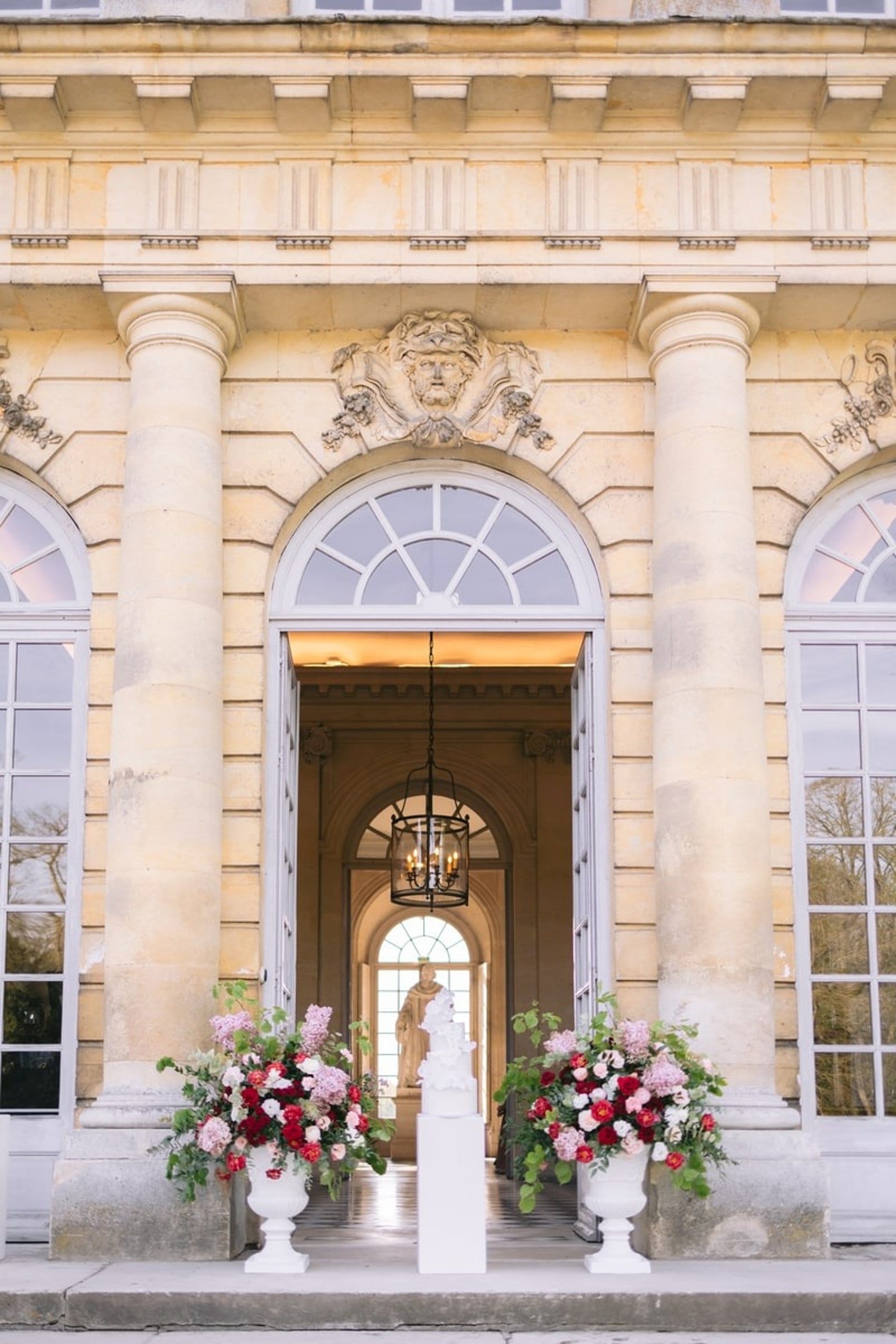 Wedding cake at Château de Champlatreux, Paris