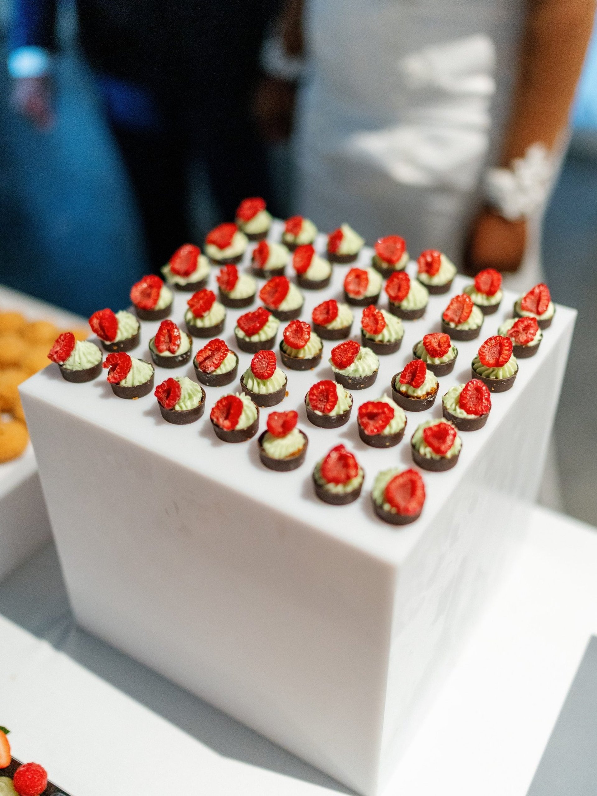 Wedding cake at Château de la Chèvre d'Or, Èze